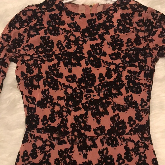 Dress - Picture 3 of 3